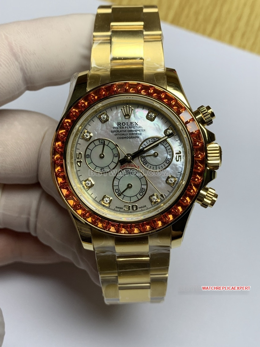 RolexDaytonatop-tier 1:1super clone white mother-of-pearl disc diamond bezelyellow goldsteel bracelet front live photo