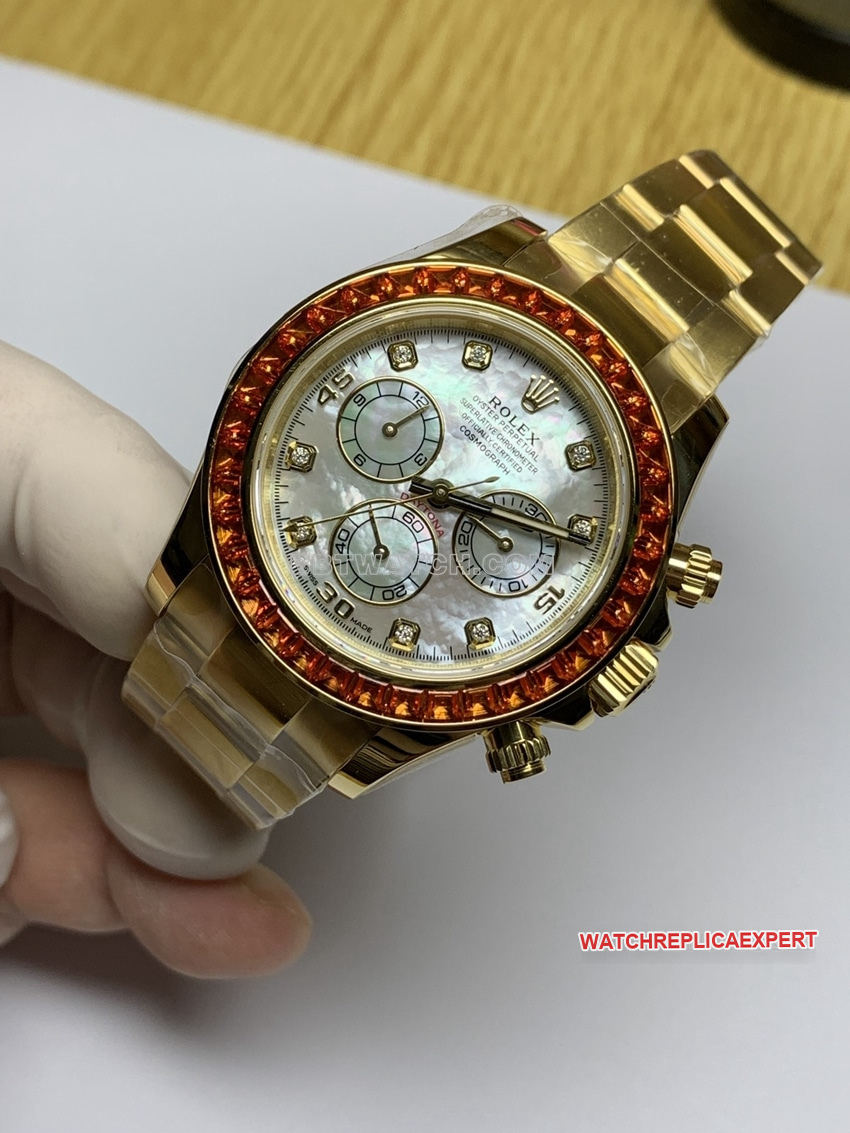 RolexDaytonatop-tier 1:1super clone white mother-of-pearl disc diamond bezelyellow goldsteel bracelet front live photo