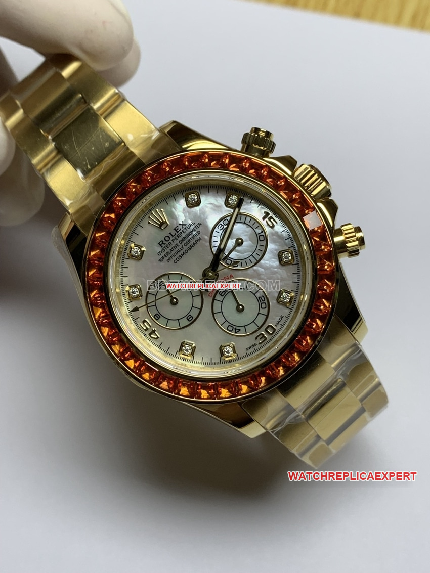 RolexDaytonatop-tier 1:1super clone white mother-of-pearl disc diamond bezelyellow goldsteel bracelet front live photo