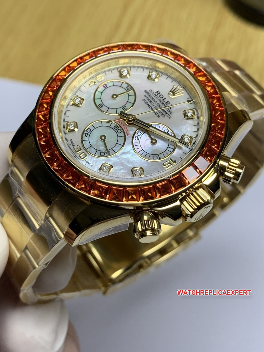 RolexDaytonatop-tier 1:1super clone white mother-of-pearl disc diamond bezelyellow goldsteel bracelet front live photo