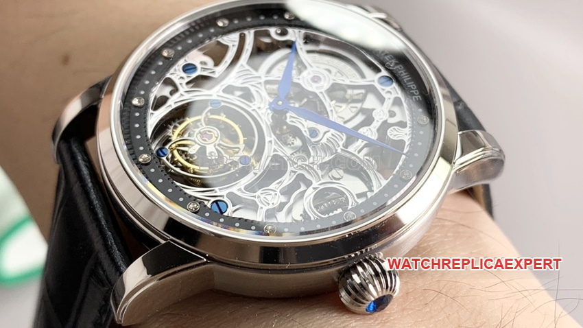 PPLPatek Philippetop-tier 1:1super clone hollow plate tourbillonleather strap front live photo