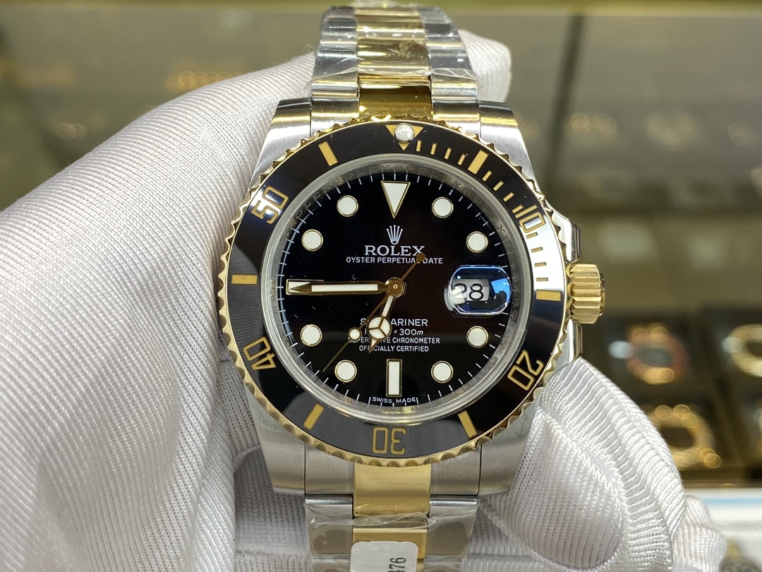 Discover the way to collect top quality replica watches