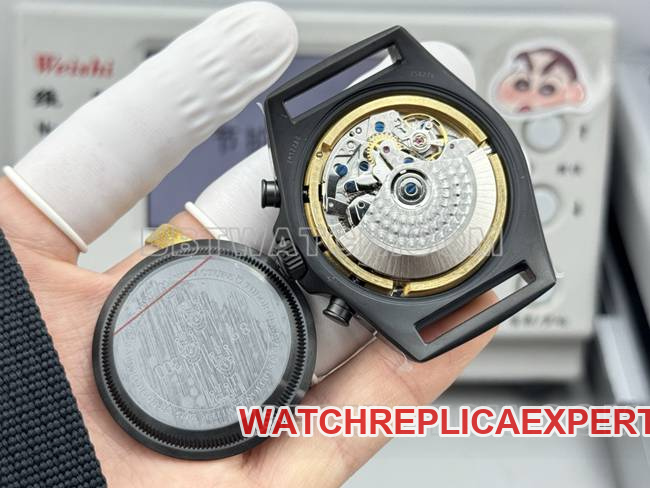 top-tier replica watch collar submersible V+ factory Tudor white 7750 mechanical caseback live photo