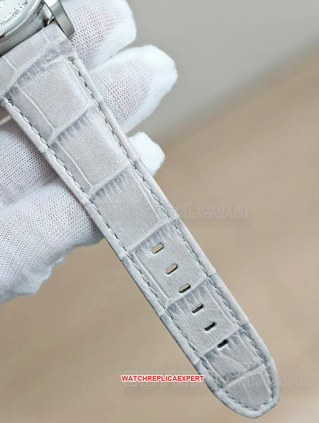Best replica watch CODE 11.59Audemars PiguetAPS factory silver gray plate 4401 mechanical 26393braceletlive photos