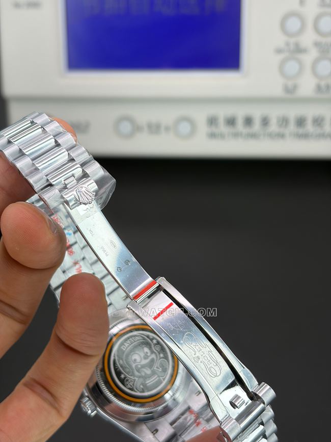 top-tier replica watch Day-DateQF factory Rolex ice blue dial 40mm clasplive photos