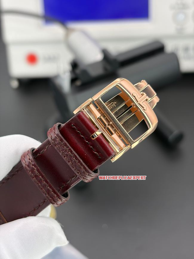 top-tier replica watch JJF factory Jaeger-LeCoultre flip watch wine red plate 398256Jclasplive photos