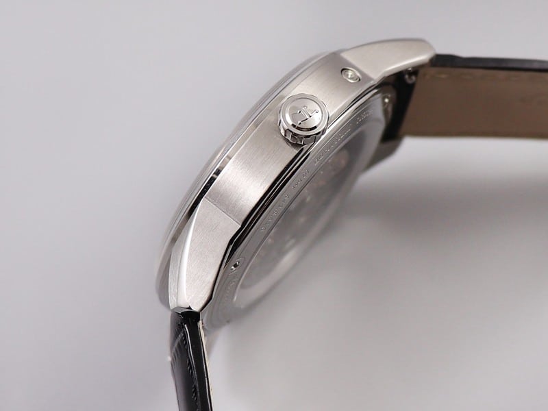 Jaeger-LeCoultre Polaris Replica Watch Review: Power Reserve Display Multifunctional Mechanical Watch Side View