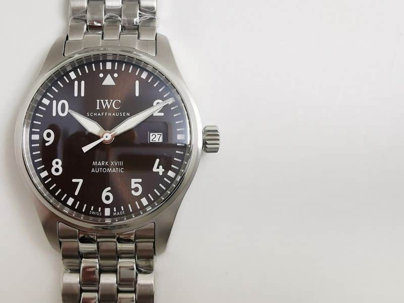 IWC high-quality replica watch pilot mark eighteen series super replica V2 people-friendly version watch detail shots