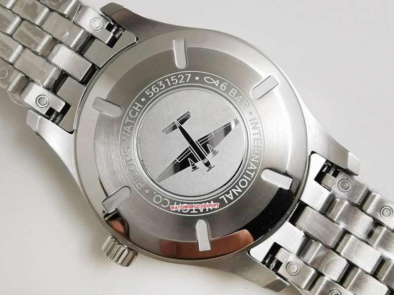 IWC high-quality replica watch pilot mark 18 series super replica V2 people-friendly version watch back cover picture