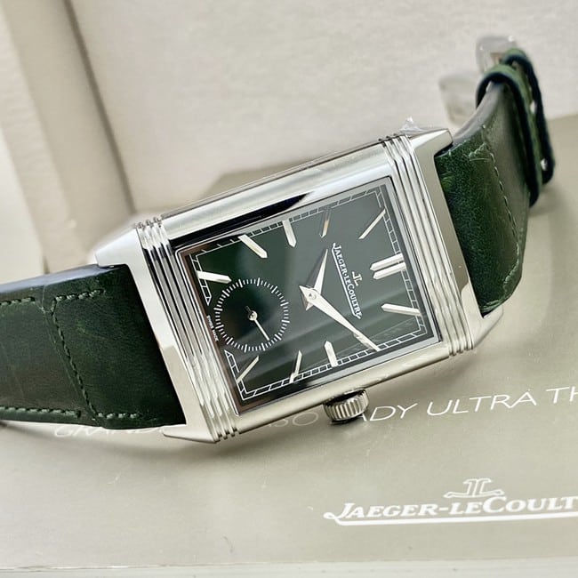 top-tier replica watch Jaeger-LeCoultre men's green dial green strap flip series manual winding leather strap watch front view
