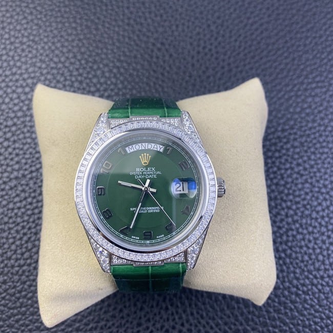 top-tier replica watch Rolex log series men's green dial green strap fully automatic movementleather strap watch front view