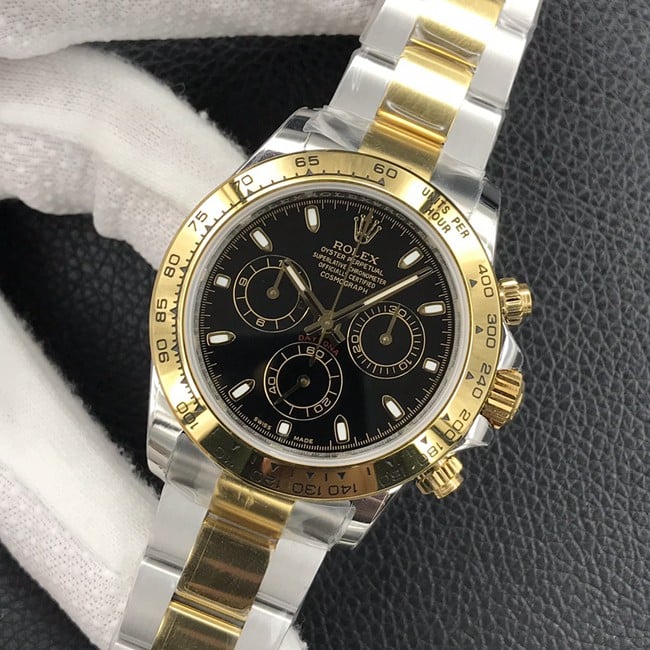 Top-tier replica watch Rolex universe chronograph Daytona men's black dial gold band automatic movement watch front view