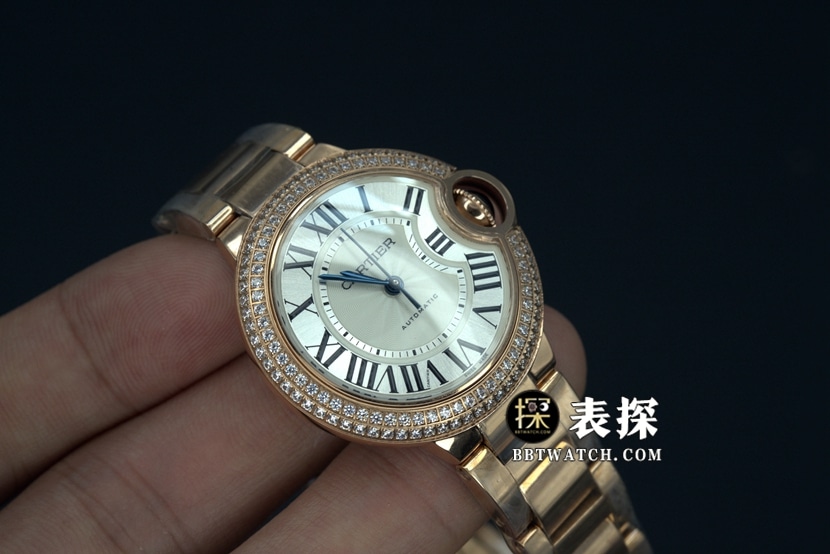 V6 factory Cartier blue balloon top-tier 1:1 high-quality replica watch ladies white dial blue needle steel bracelet model pictures and prices front live photo