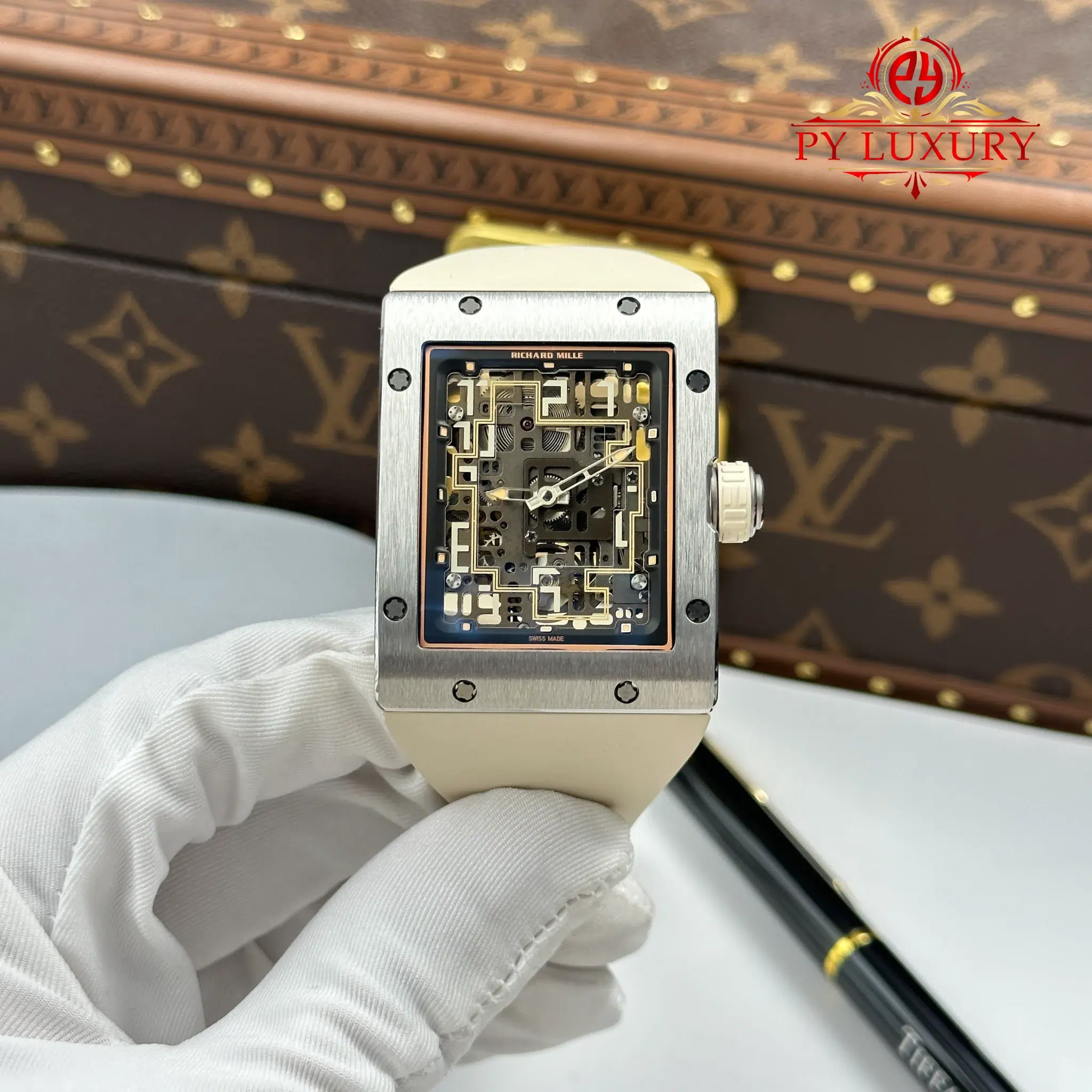 Richard Mille RM16-02 Titanium Extra-Flat White Rubber Band 1:1 Best Replica 36 x 45mm