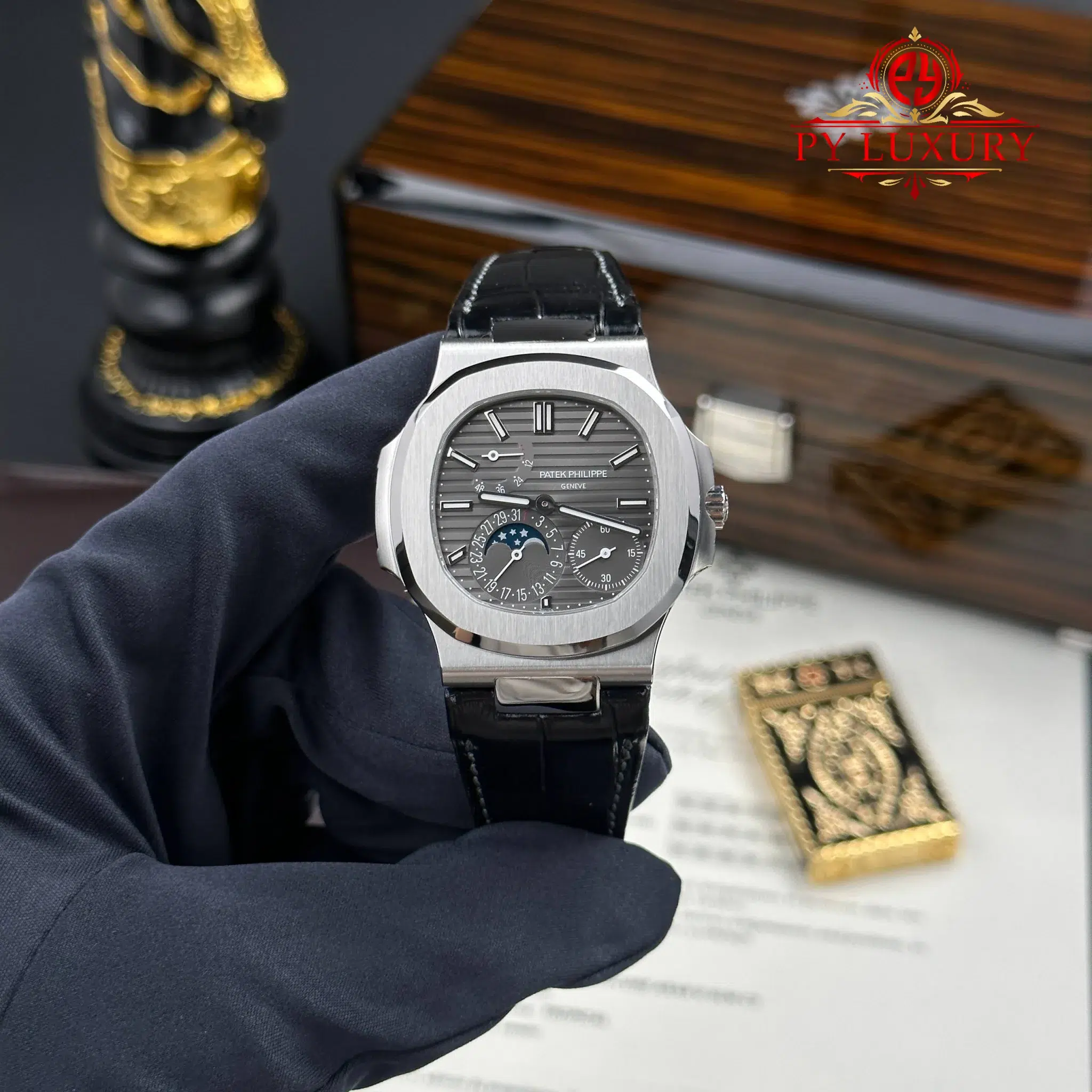 Patek Philippe Nautilus 5712G-001 Grey Dial Leather Strap Best Quality Replica PPF V3 40mm
