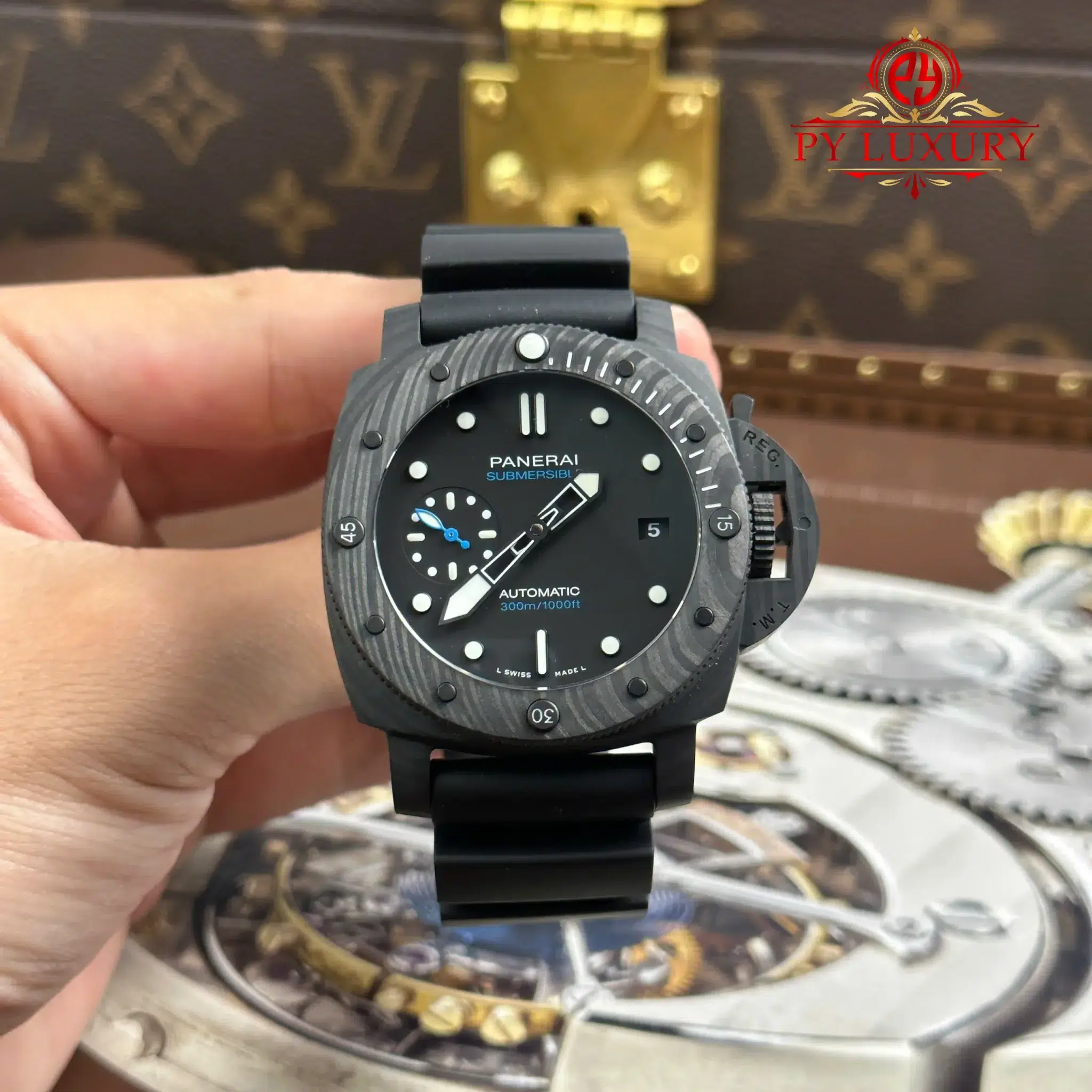 Panerai Submersible Carbotech™ PAM2231 Black Dial Rubber Band 1:1 Best Replica VSF 42mm