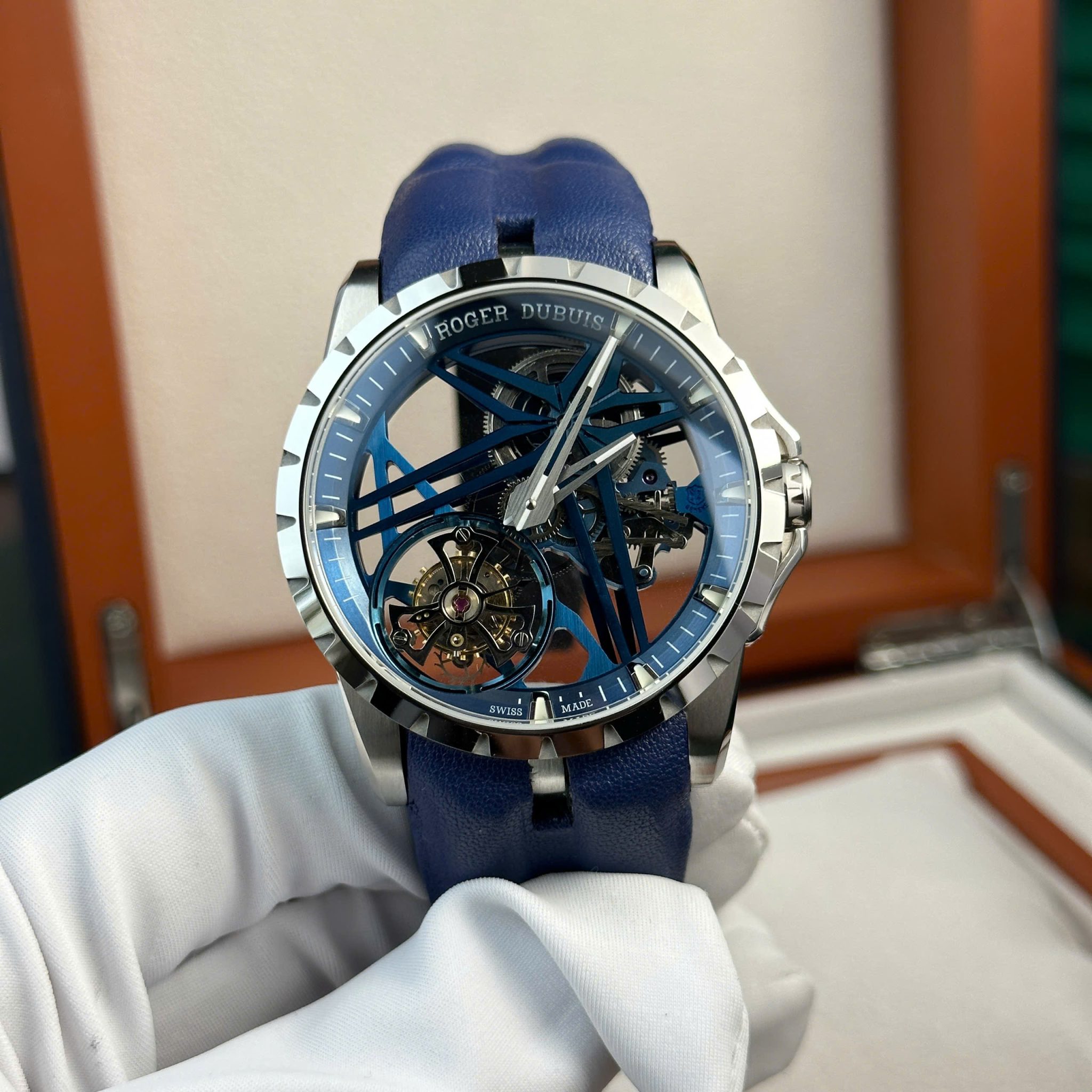 Roger Dubuis Excalibur Monotourbillon Cobalt Blue RDDBEX0838 Best Replica BBR 42mm